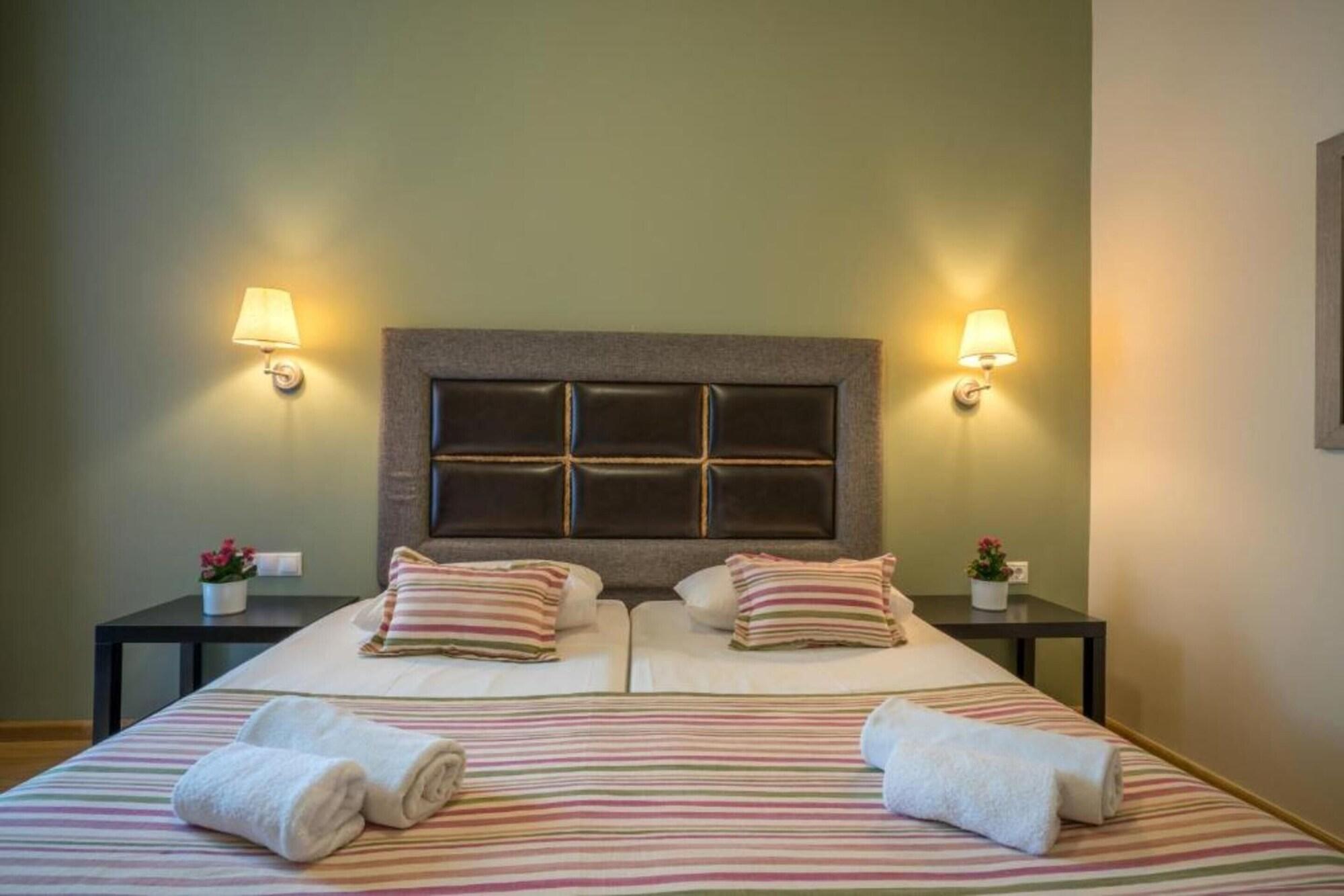 Alianthos Beach Hotel プラキアス エクステリア 写真